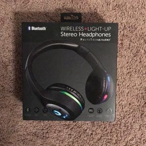 NWT Wireless Light Up Headphones - New in BOX! (2)